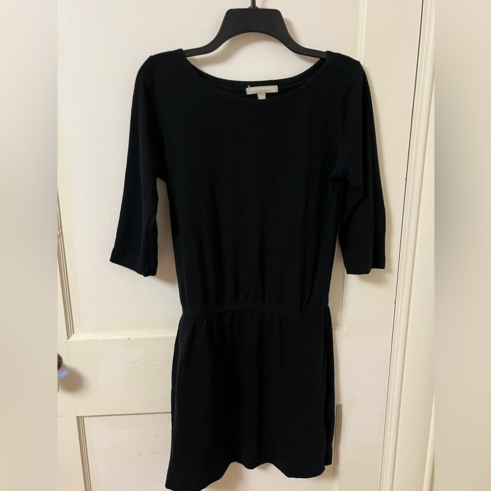 Banana Republic Quarter Sleeve Black Cotton dress w/pockets
